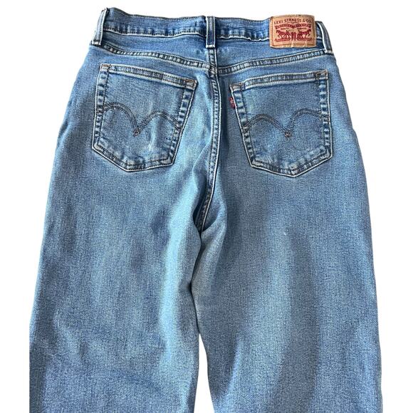 Levis Jeans Womens 28 Wedgie Straight Button Fly Pants Blue Denim 28x27 - Picture 4 of 6